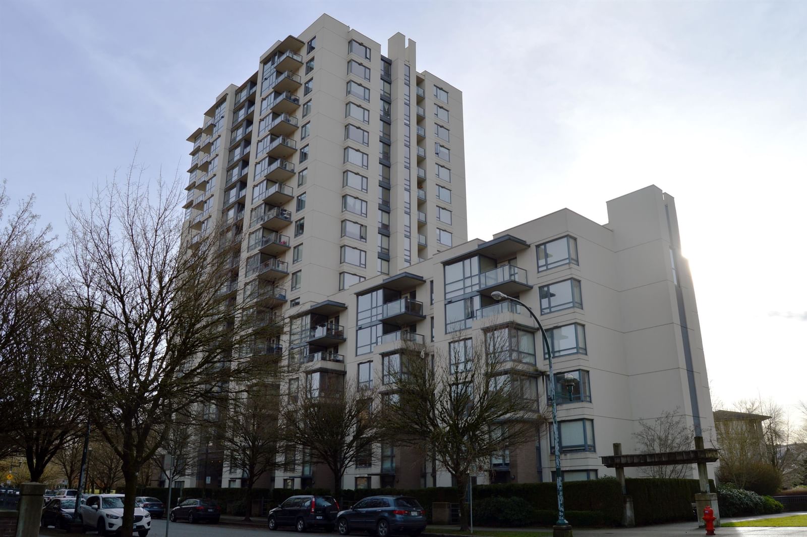 Listing Image 15