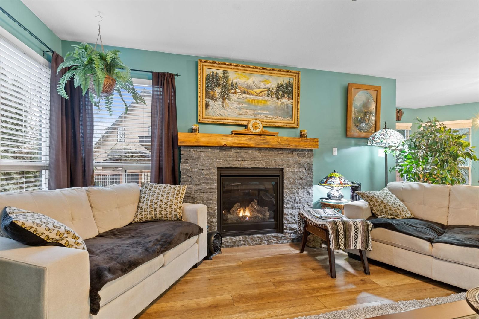 Listing Image 13