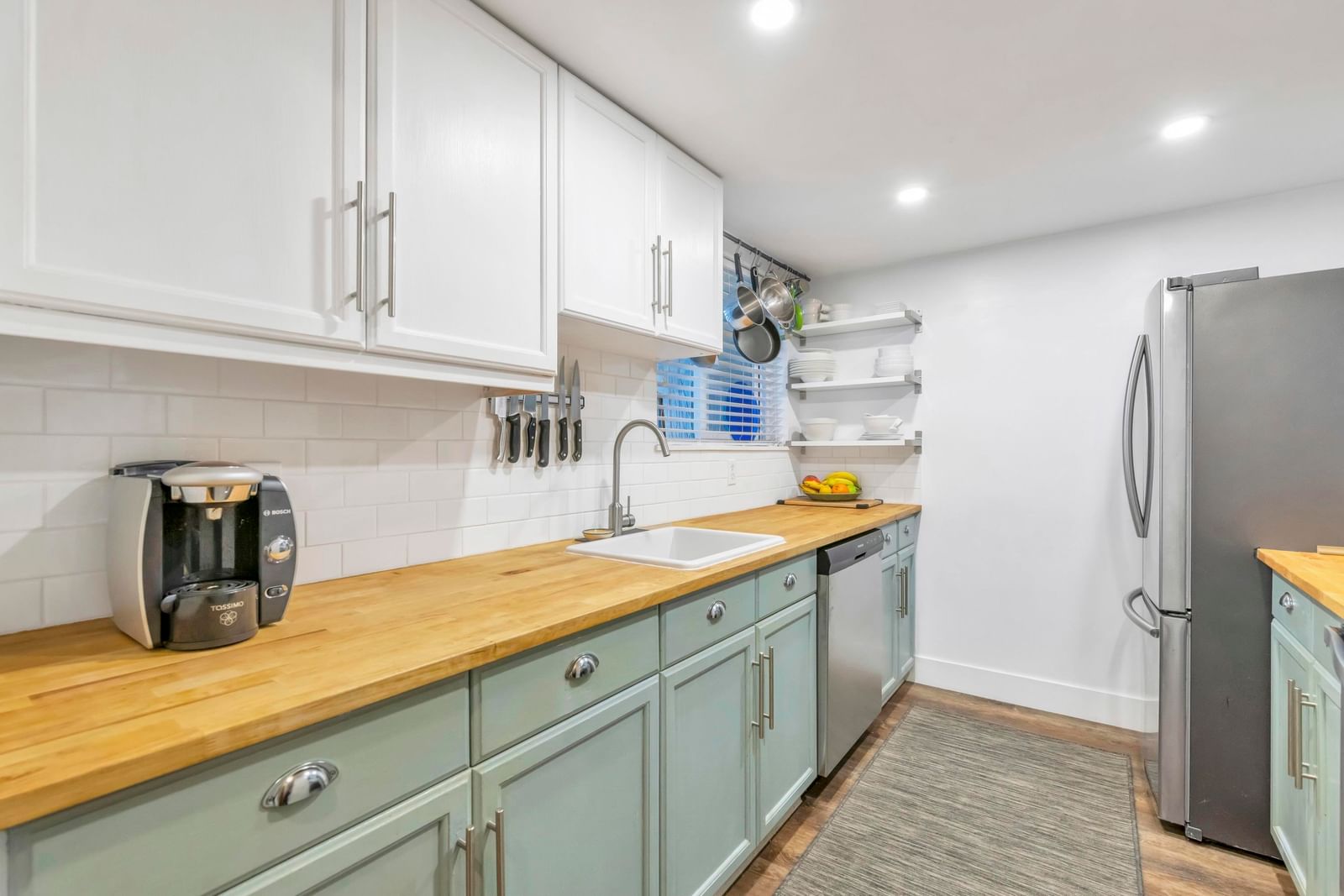 Listing Image 13
