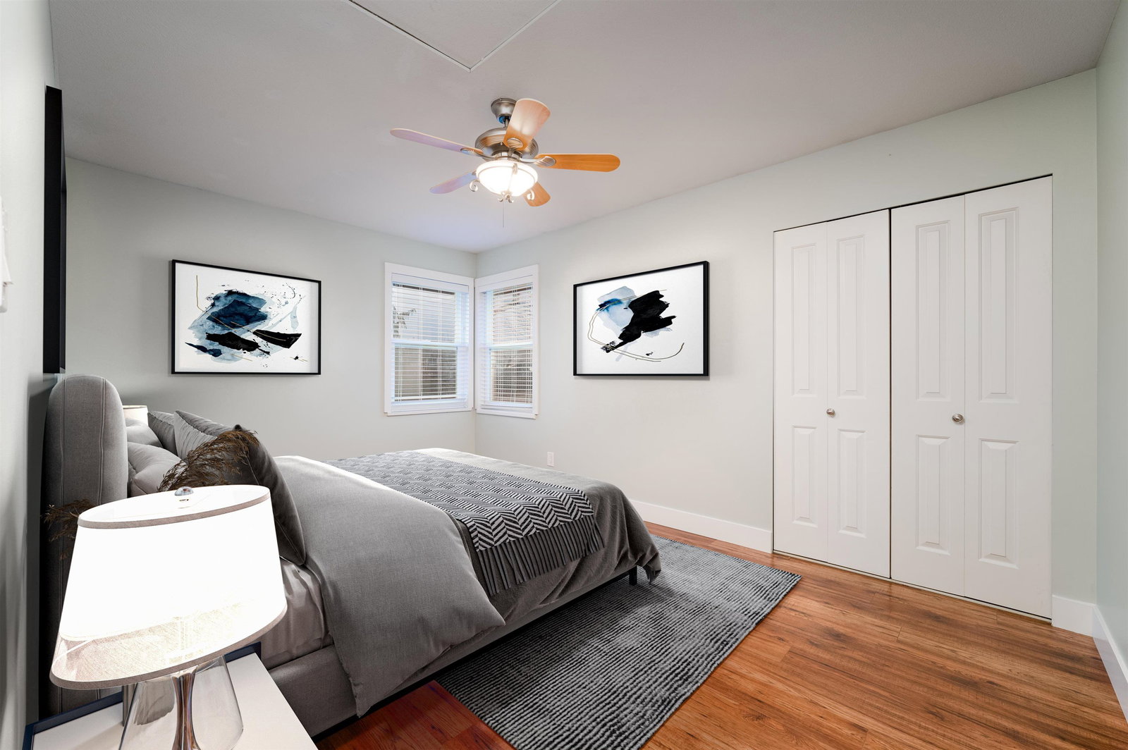 Listing Image 8