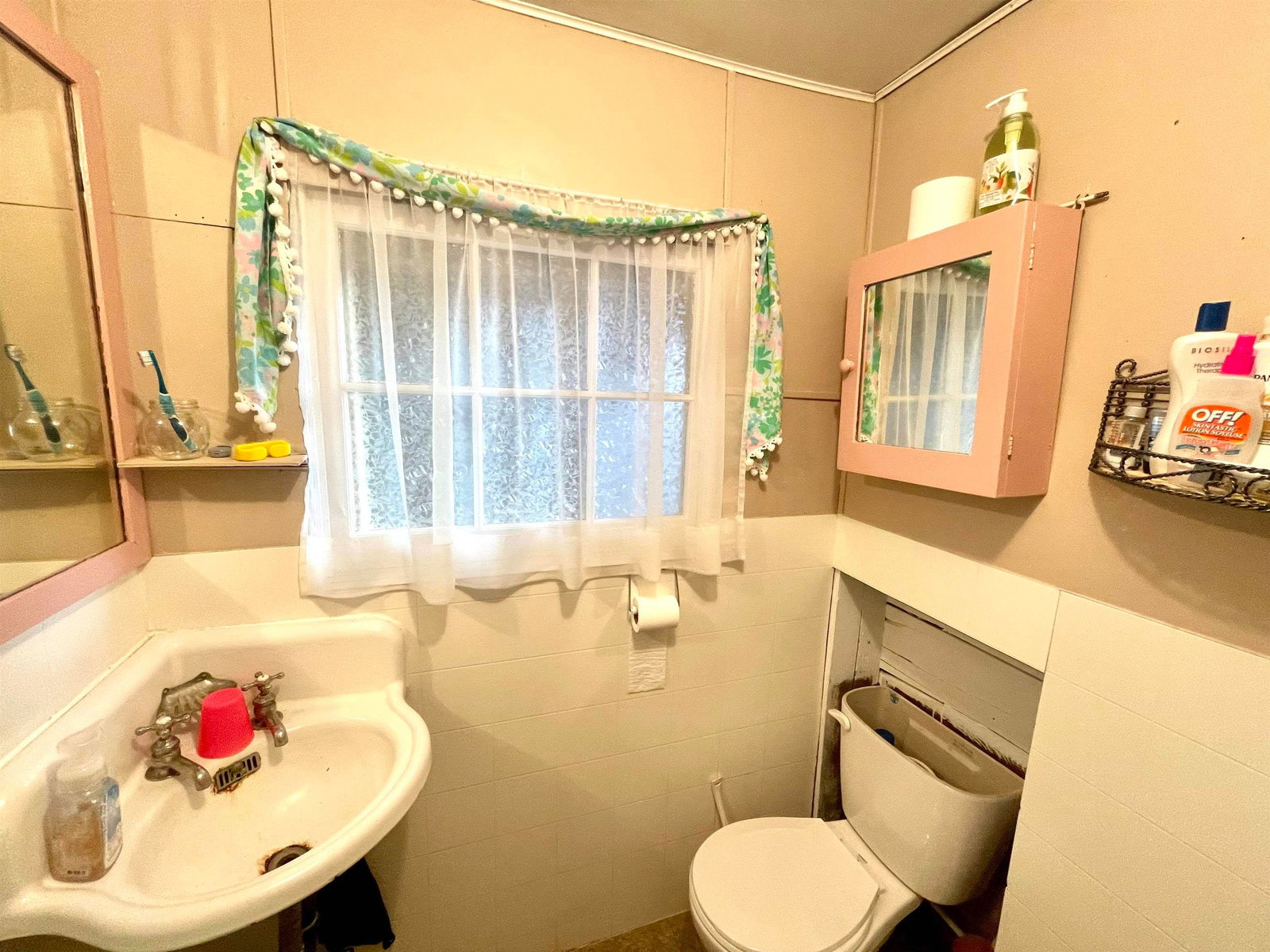 Listing Image 19