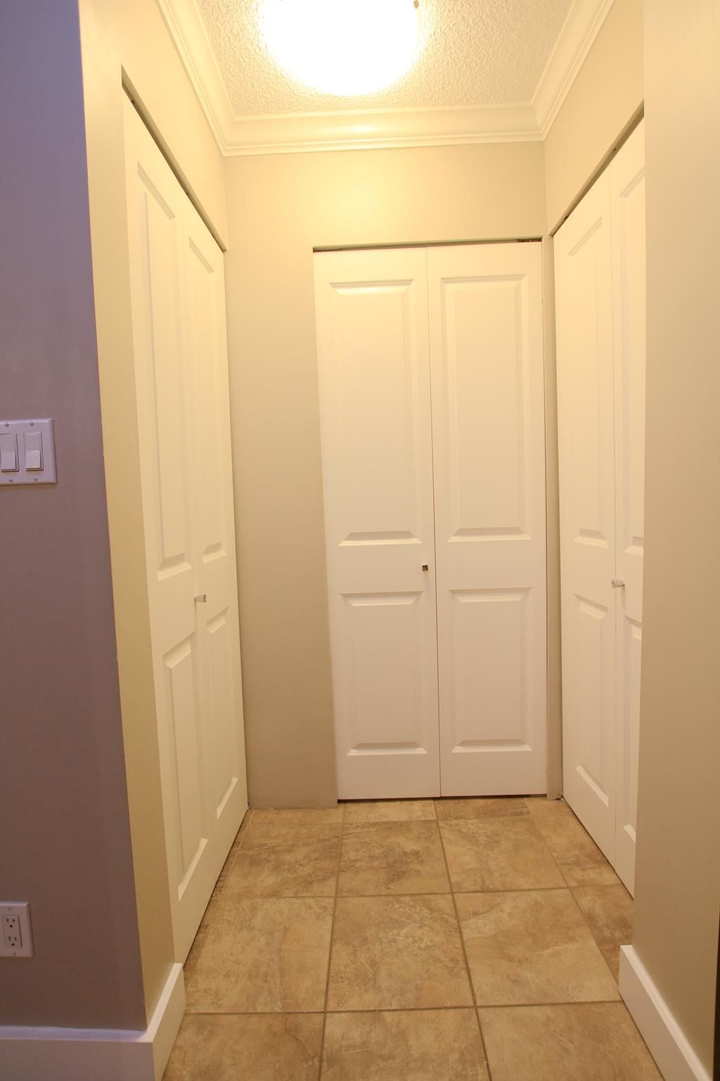 Listing Image 26