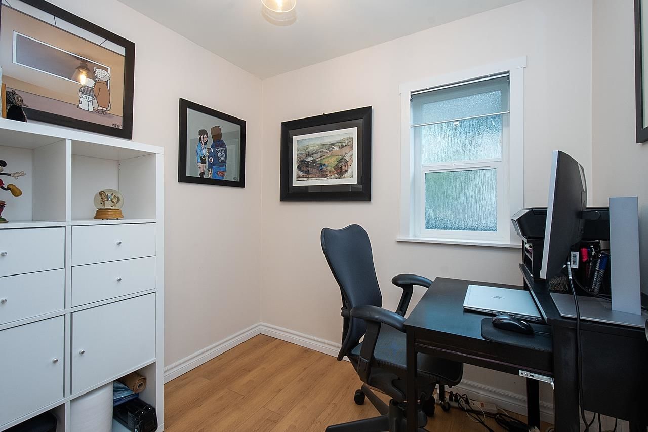 Listing Image 15