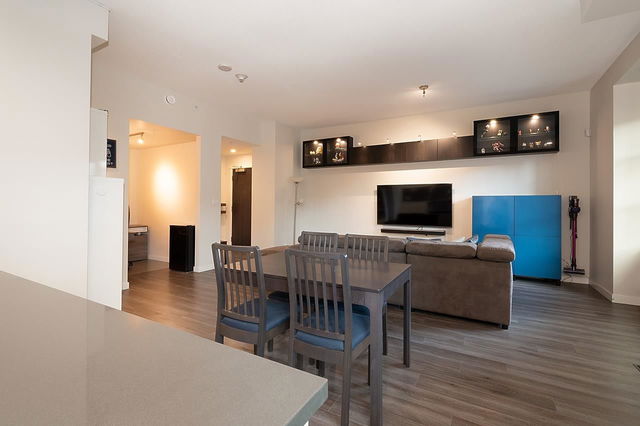 108 - 1118 Nakoma Place