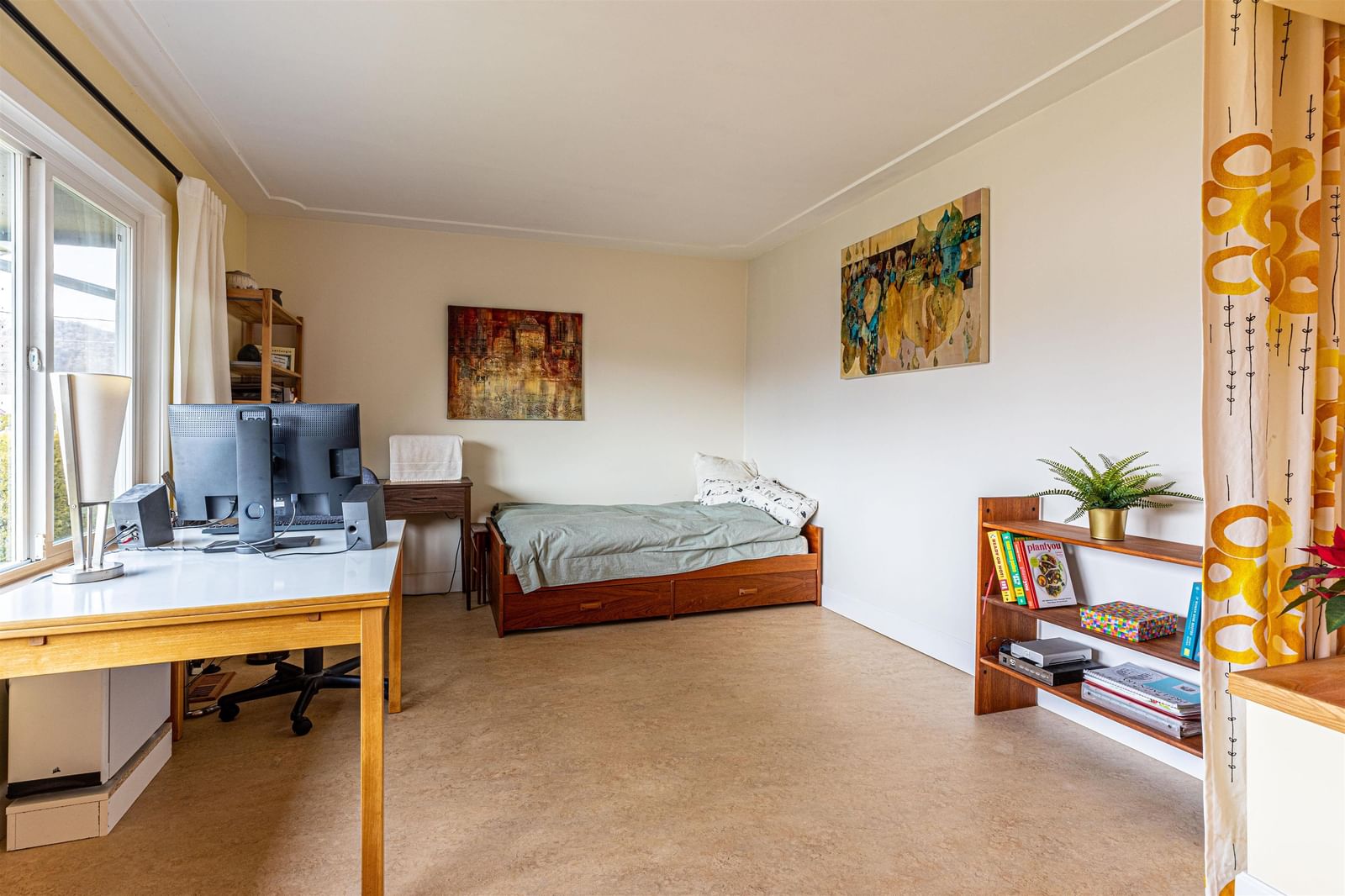 Listing Image 11