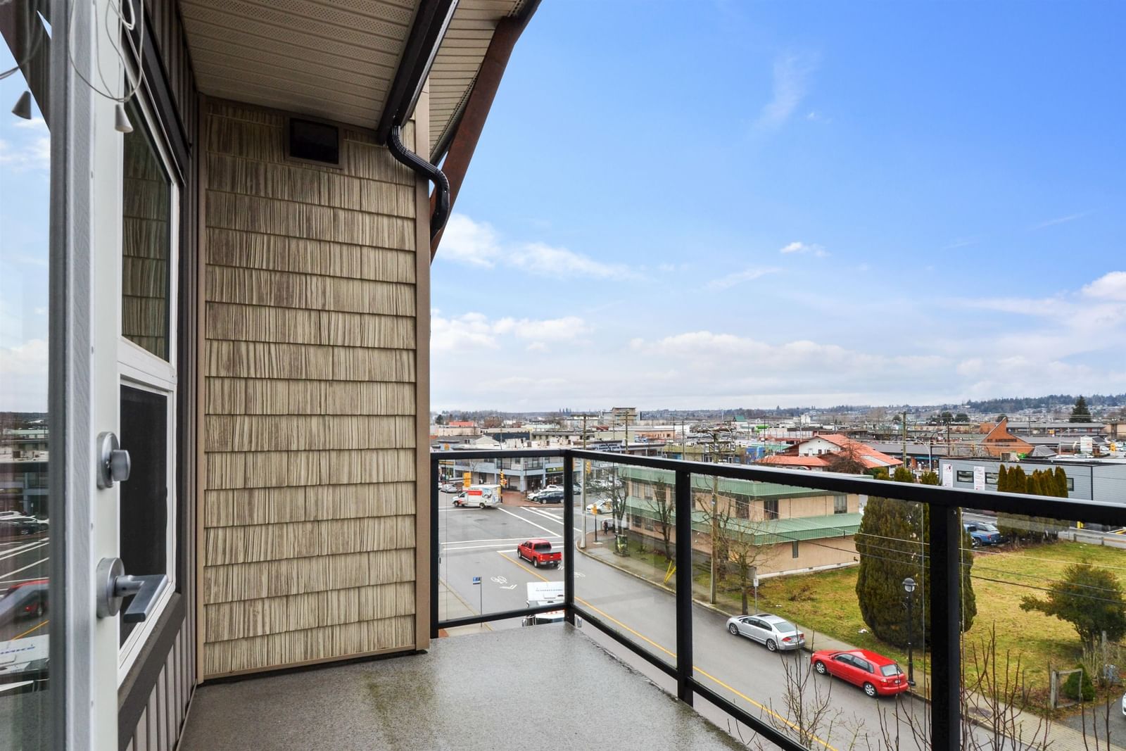 Listing Image 17