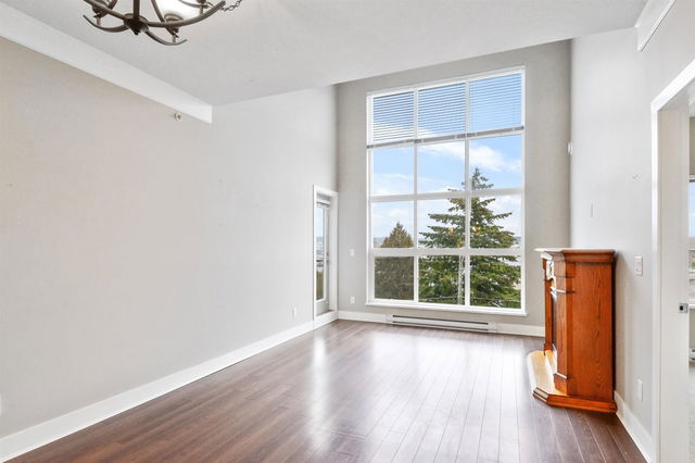 409 - 20630 Douglas Crescent