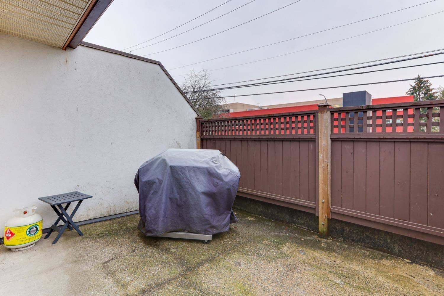 Listing Image 20