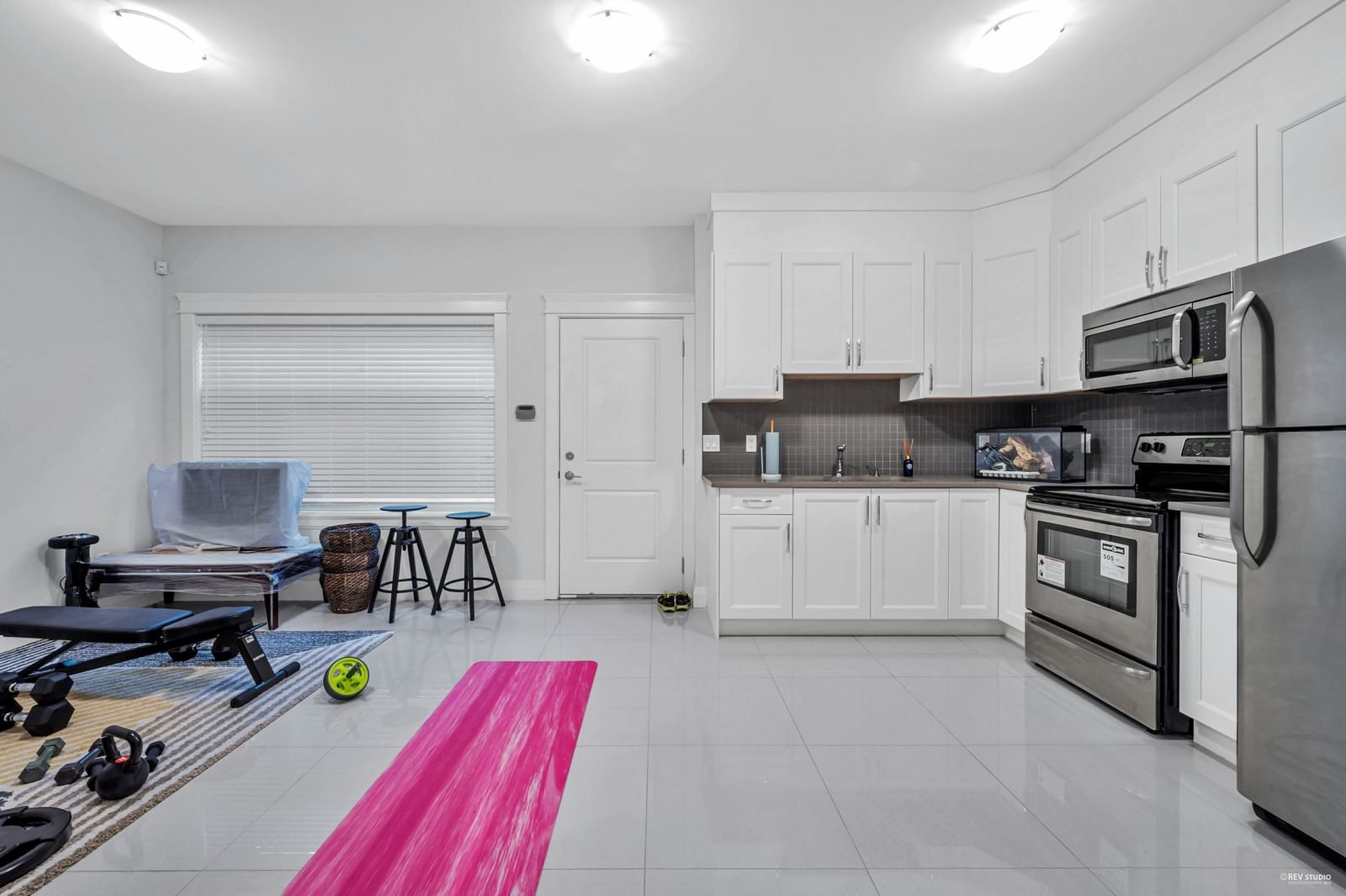 Listing Image 19