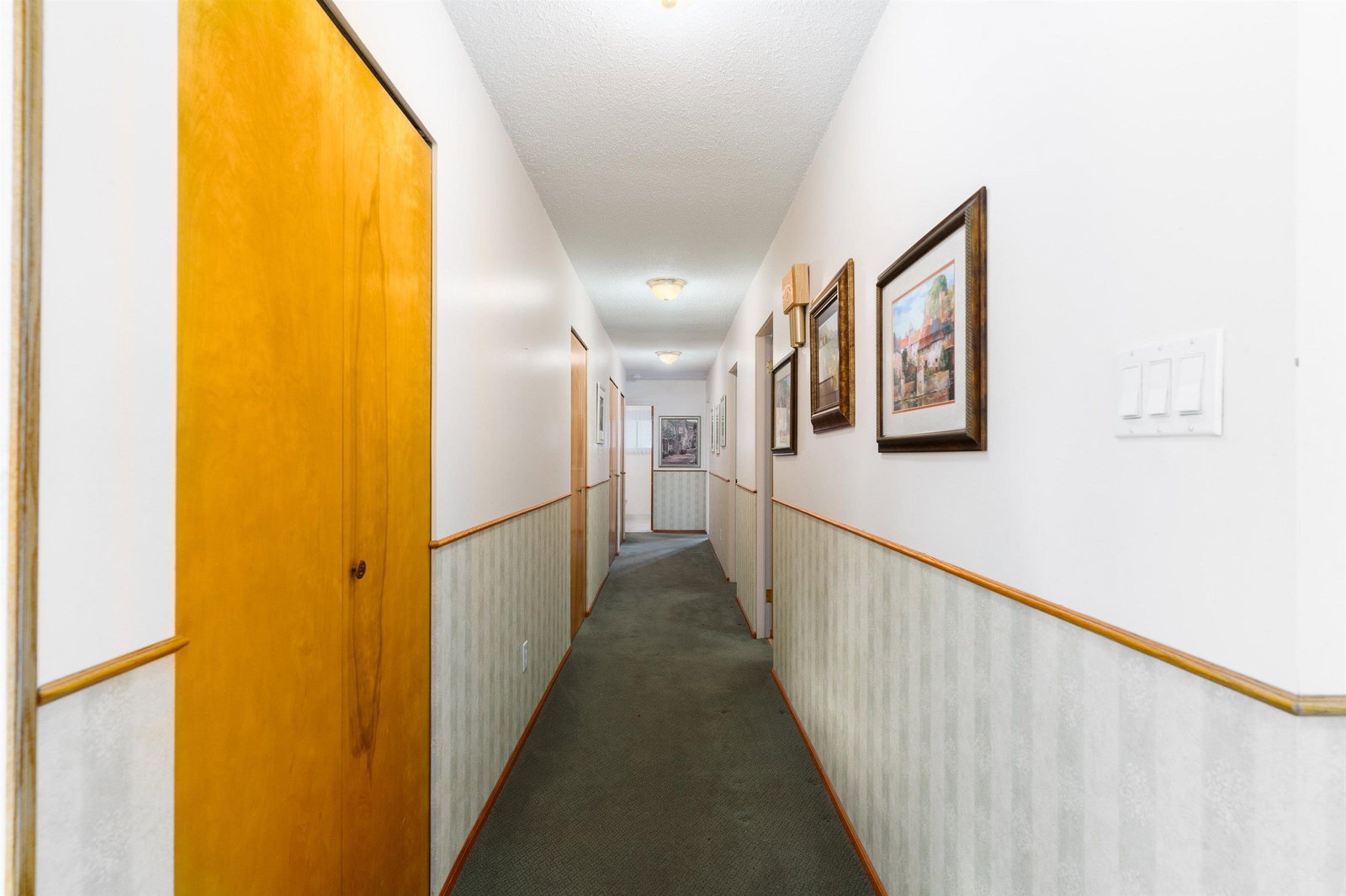 Listing Image 28