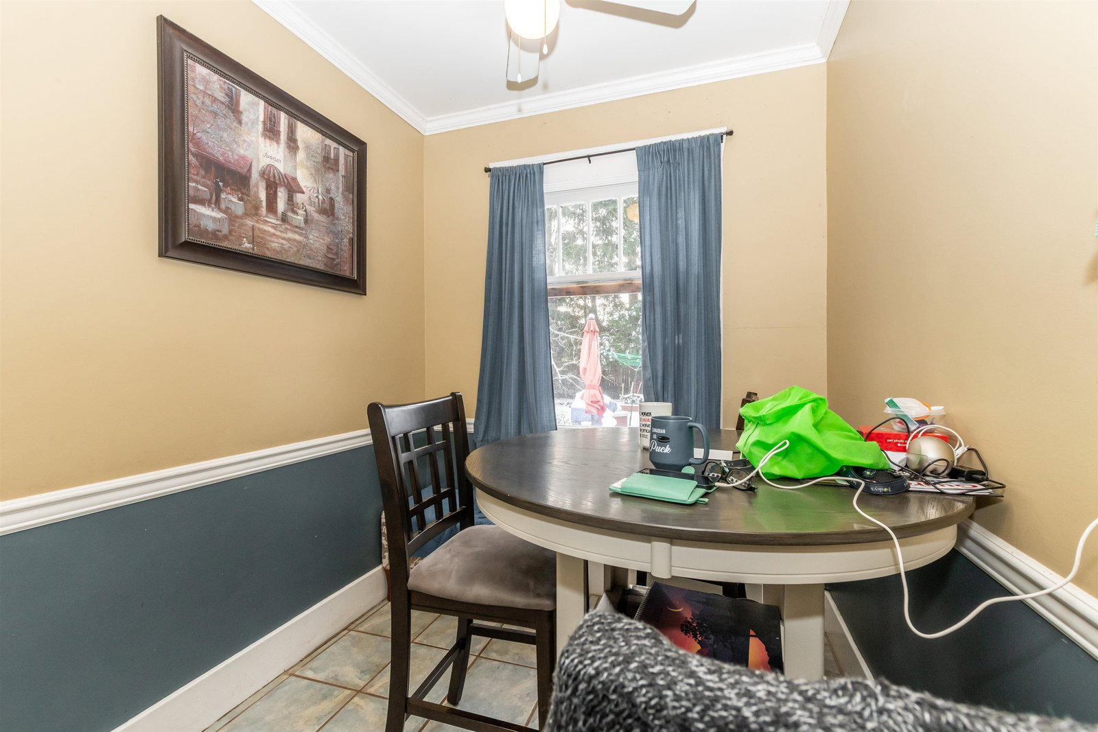 Listing Image 8