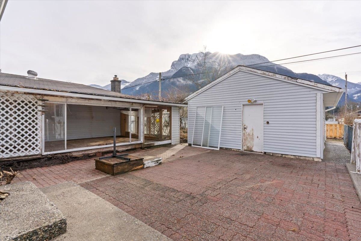 Listing Image 16