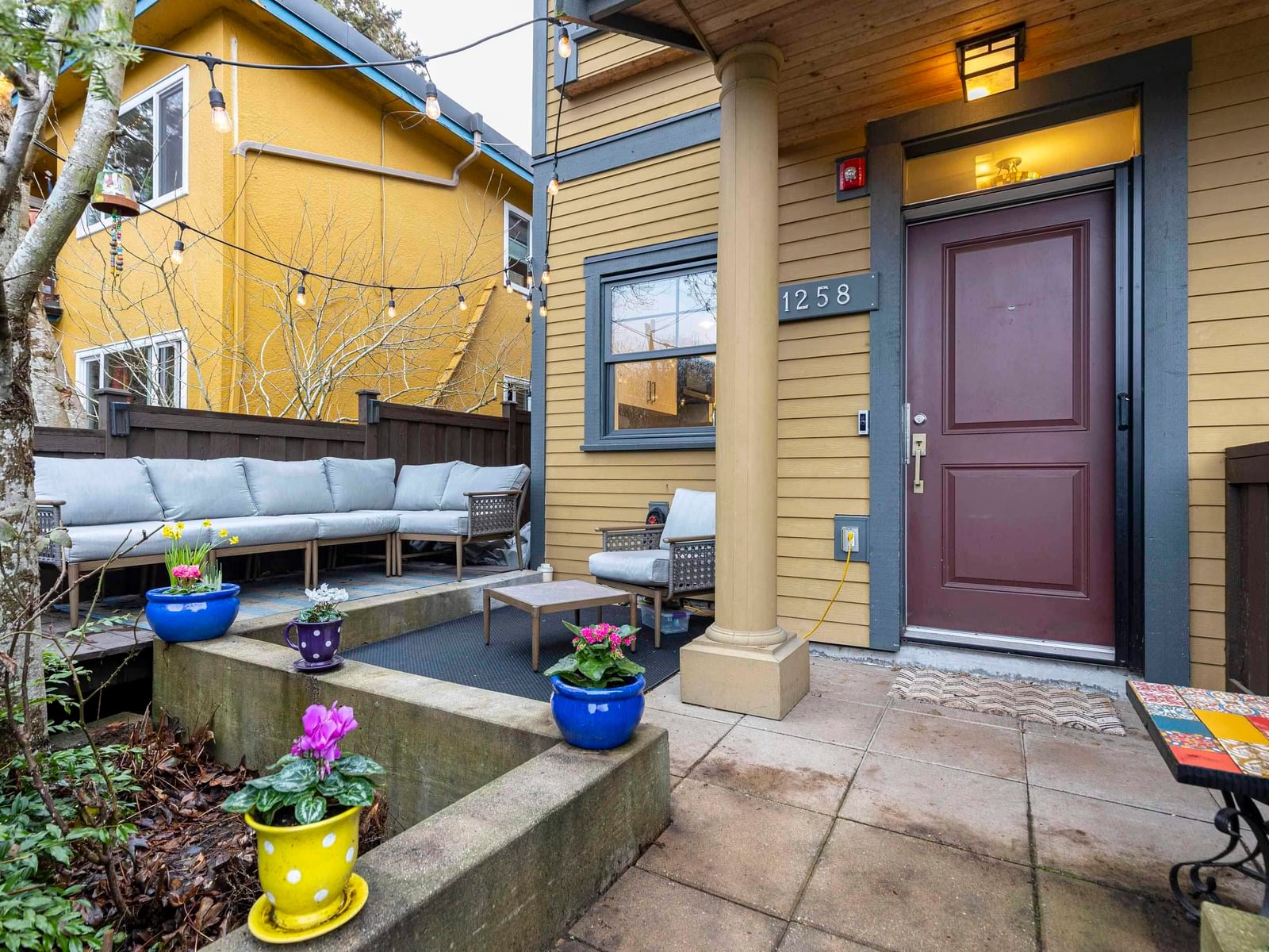 Listing Image 1