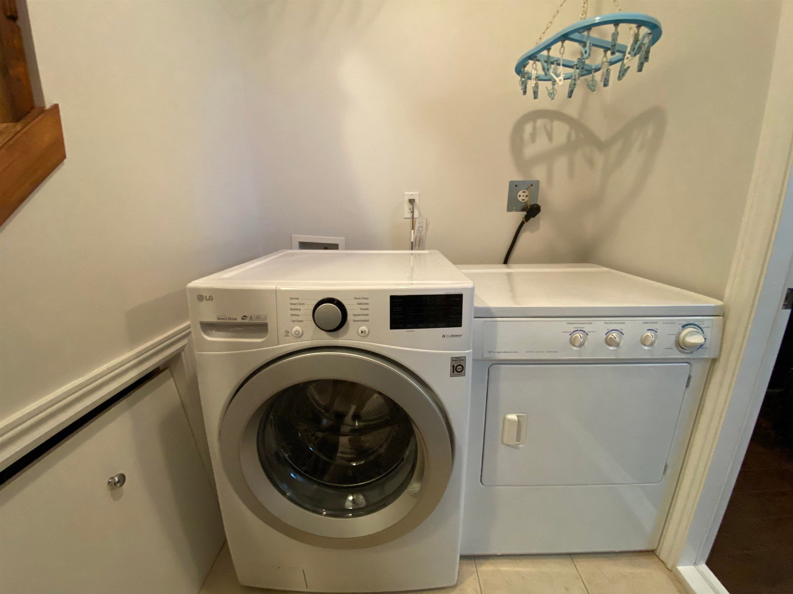 Listing Image 18