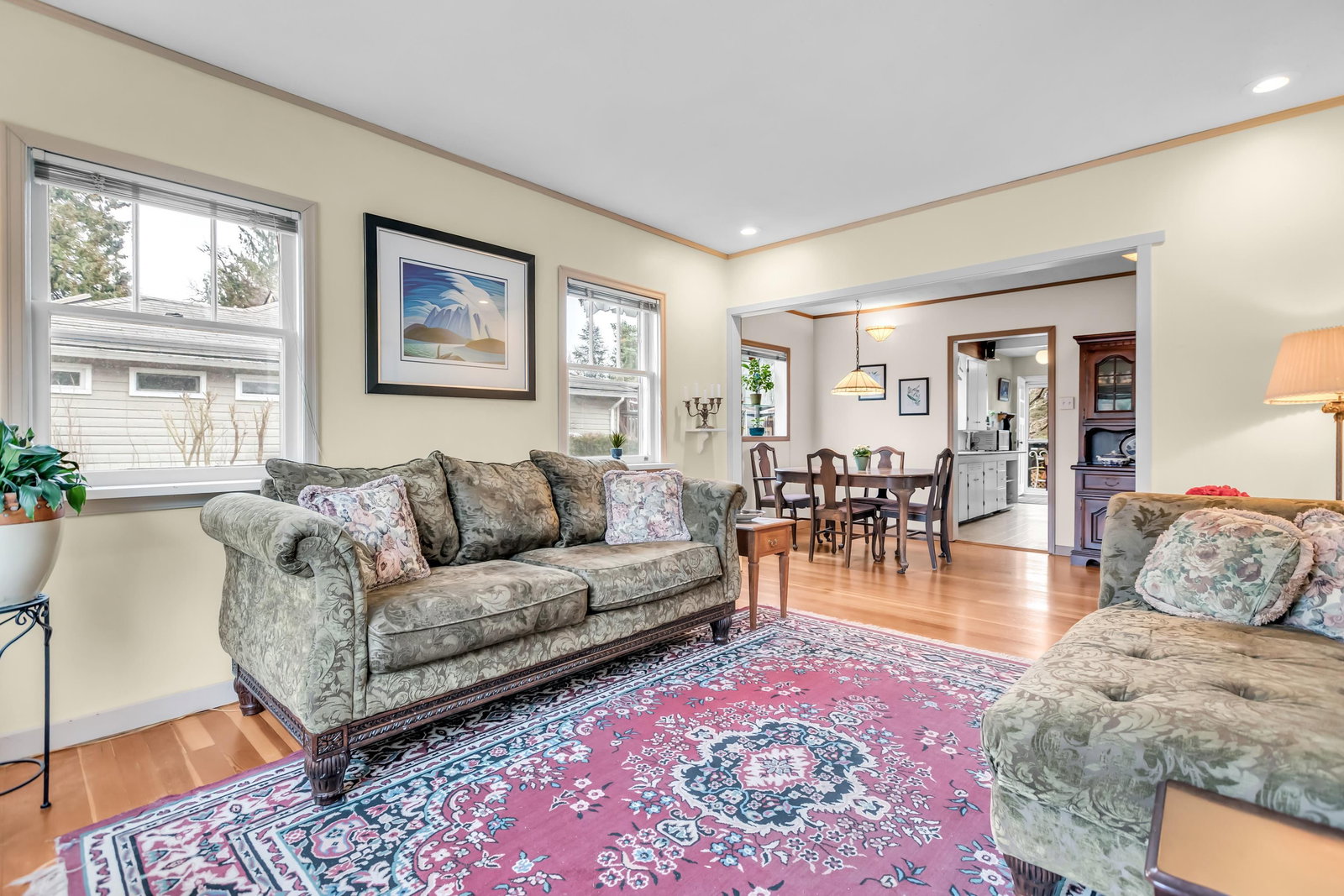 Listing Image 3