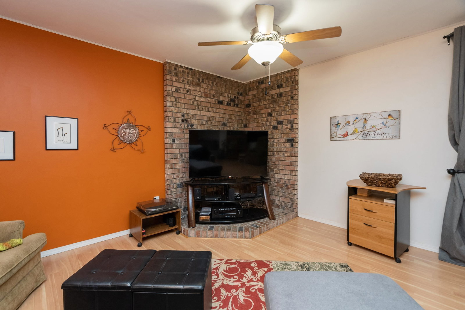 Listing Image 18