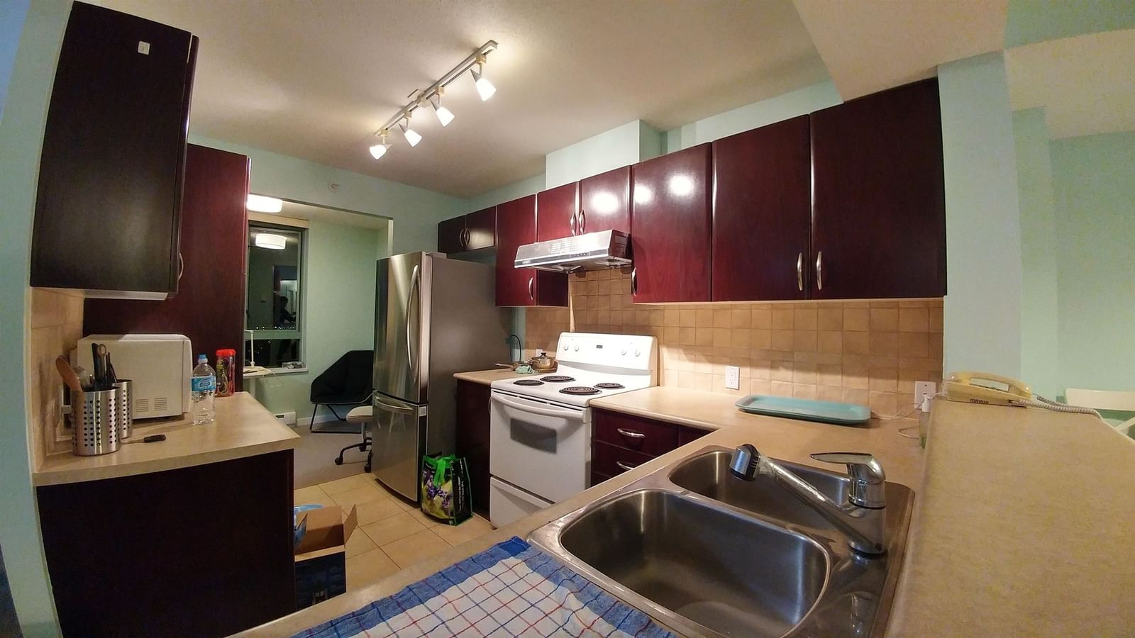 Listing Image 14