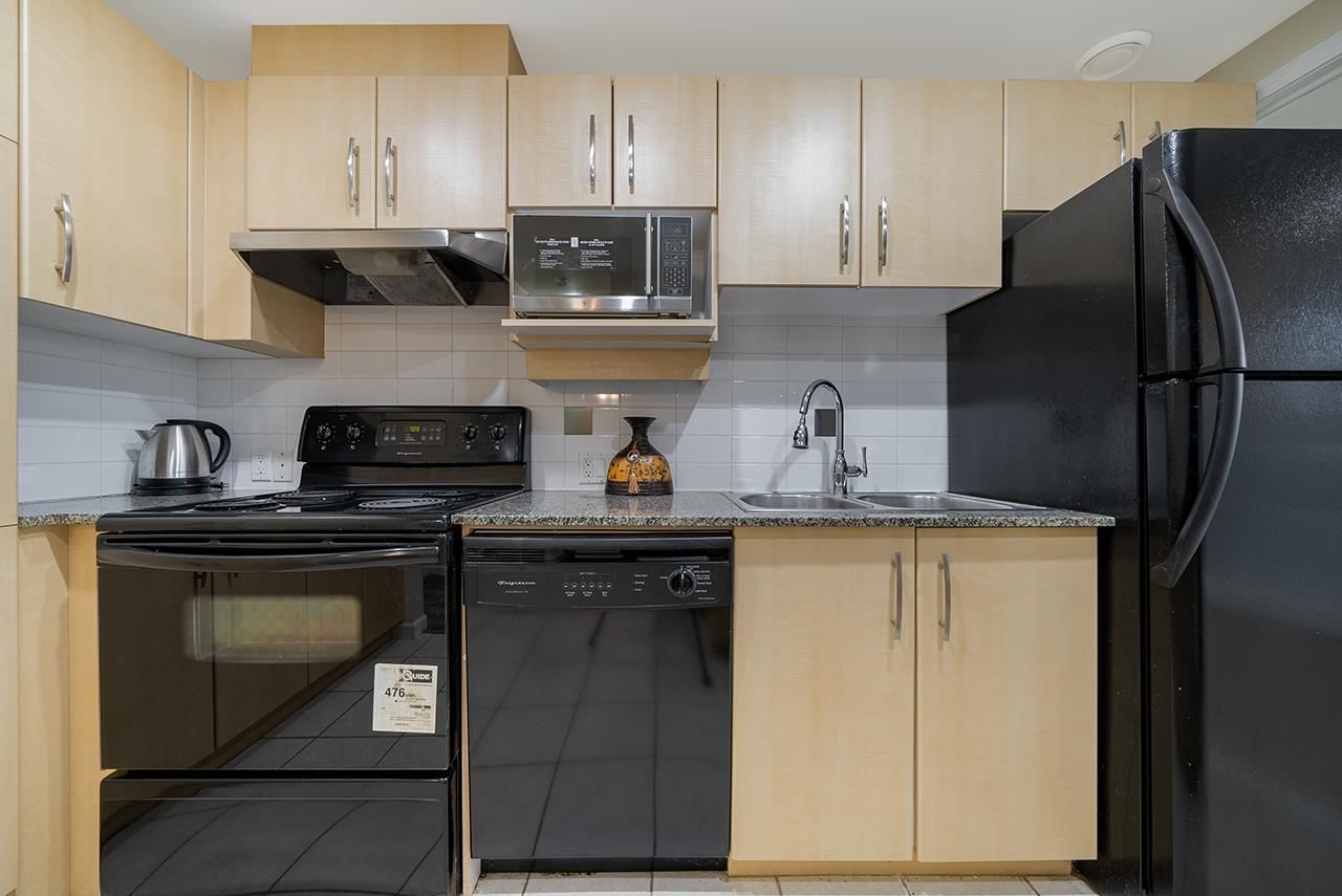 Listing Image 10