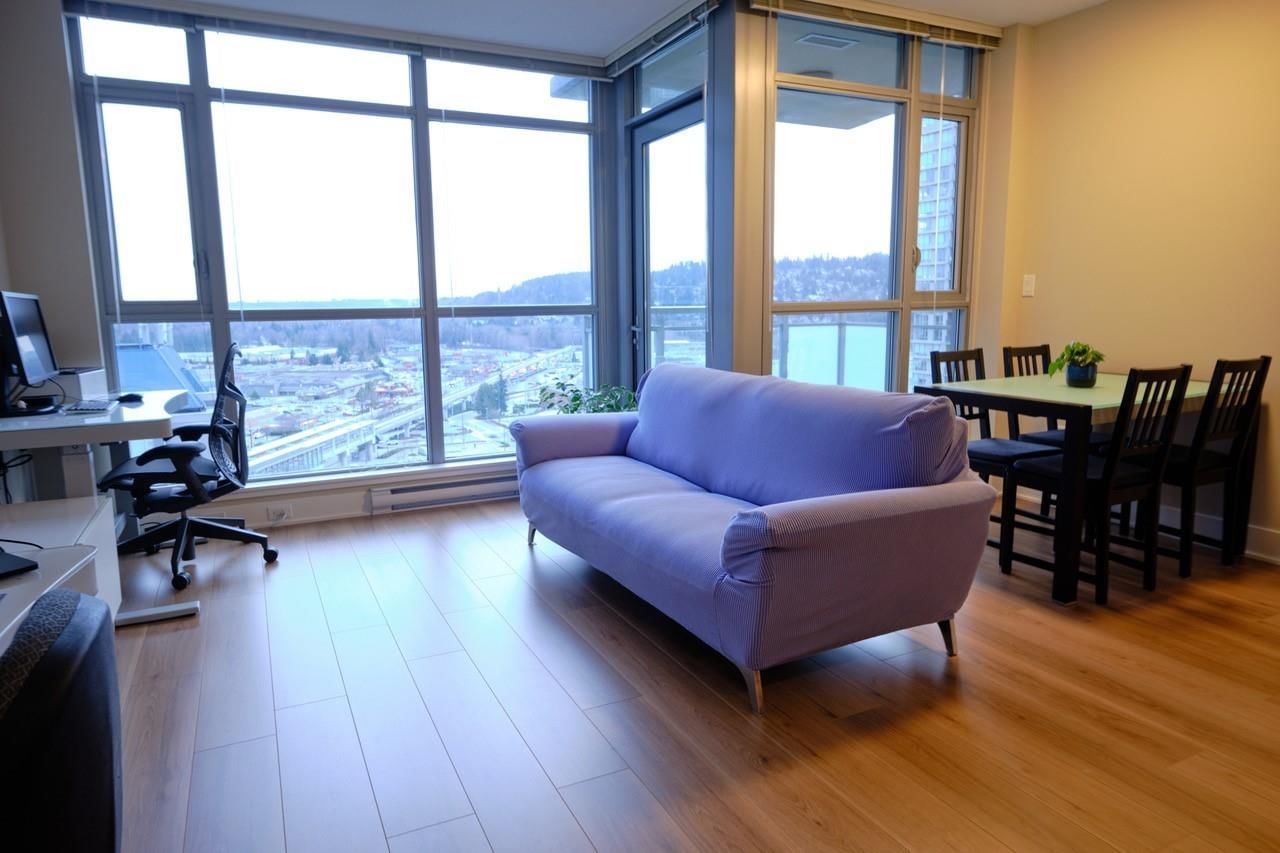 Listing Image 5