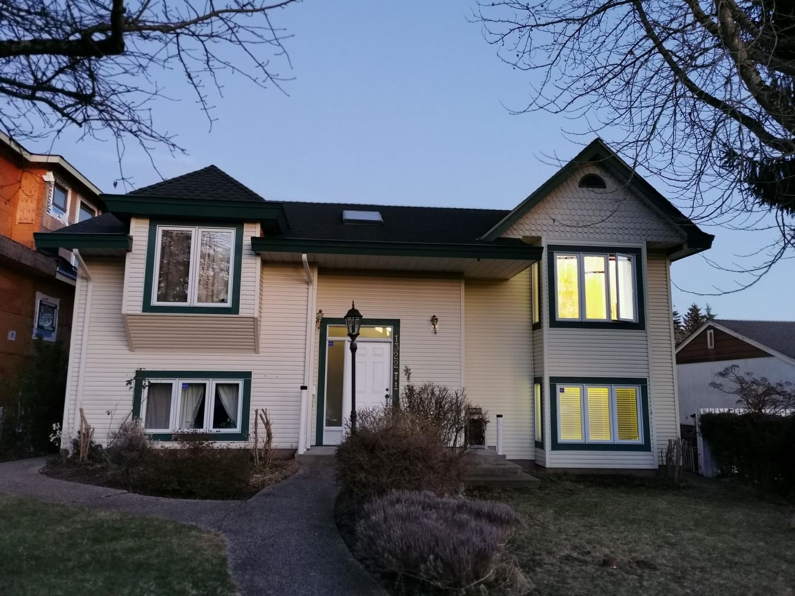 Listing Image 1