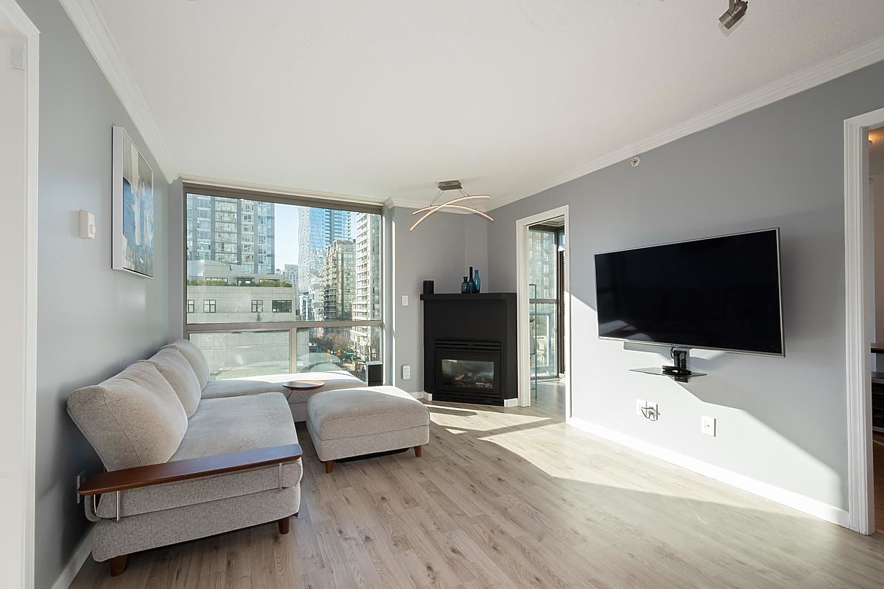 Listing Image 10