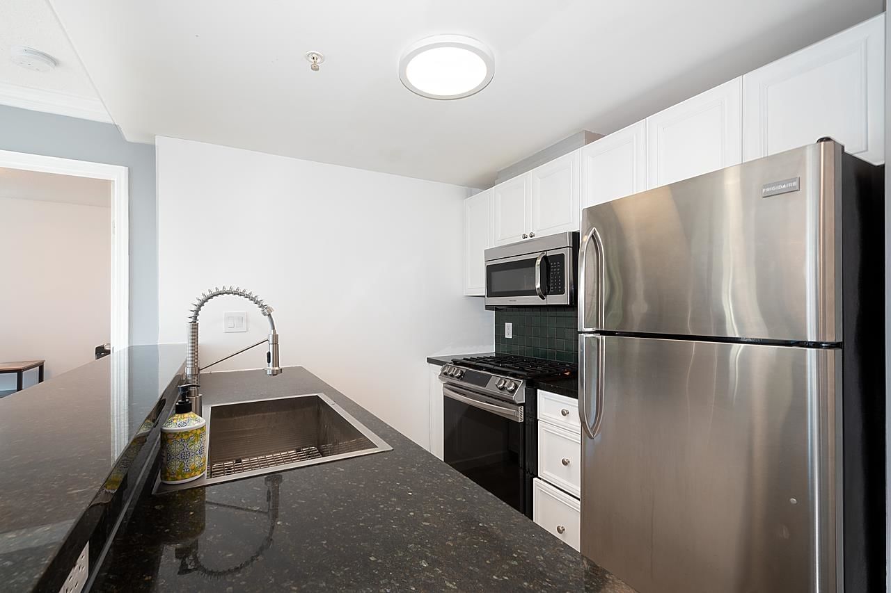 Listing Image 21