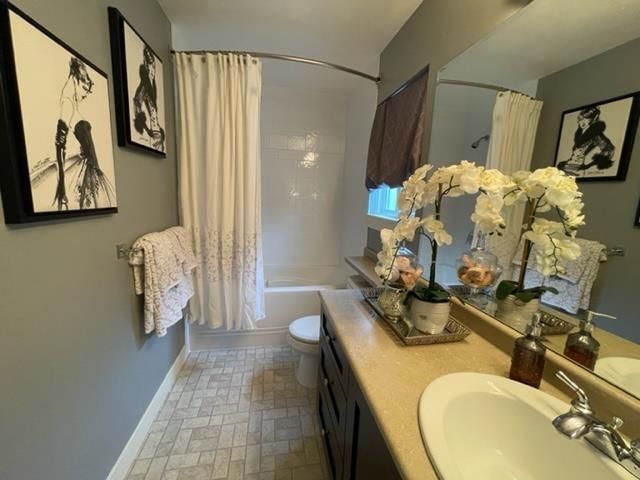 Listing Image 19