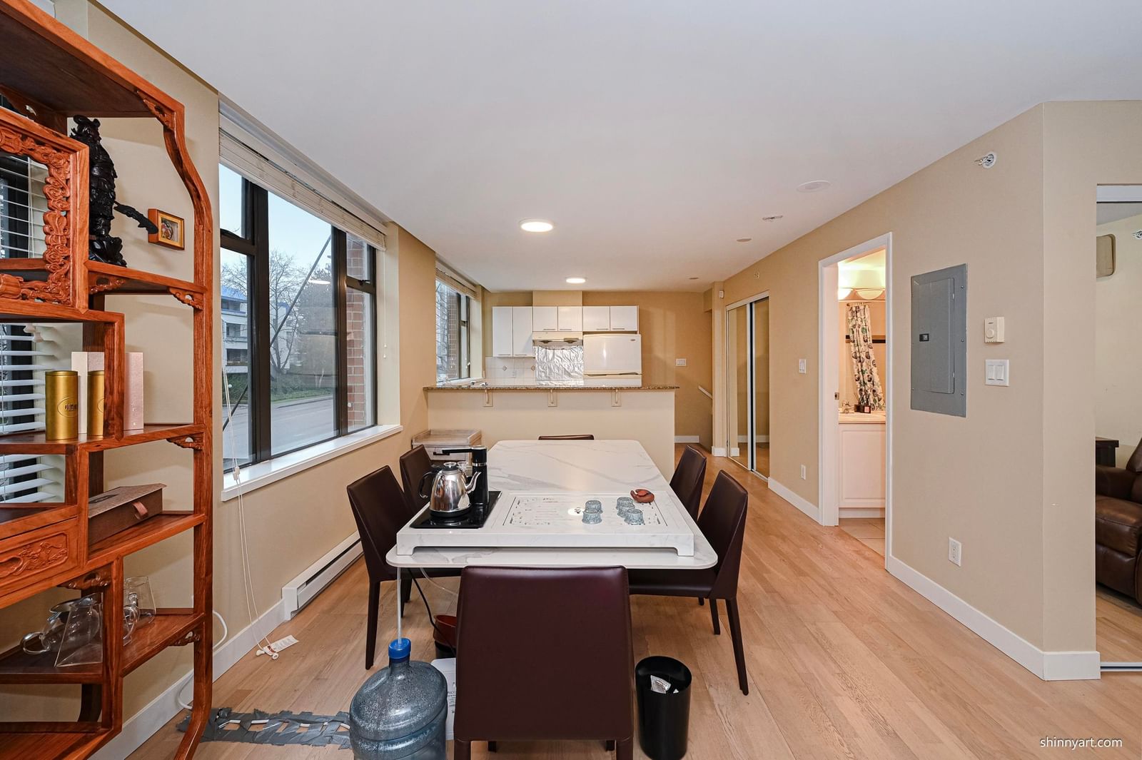 Listing Image 15