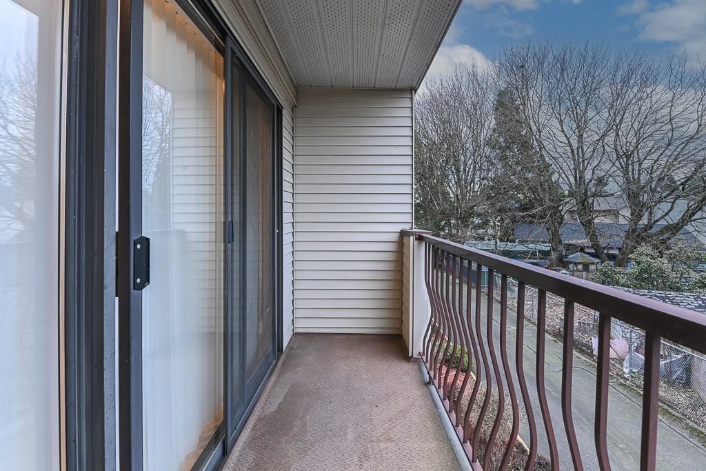Listing Image 30