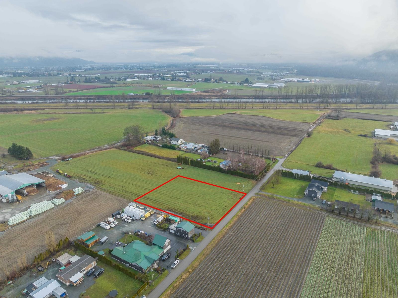 Listing Image 4