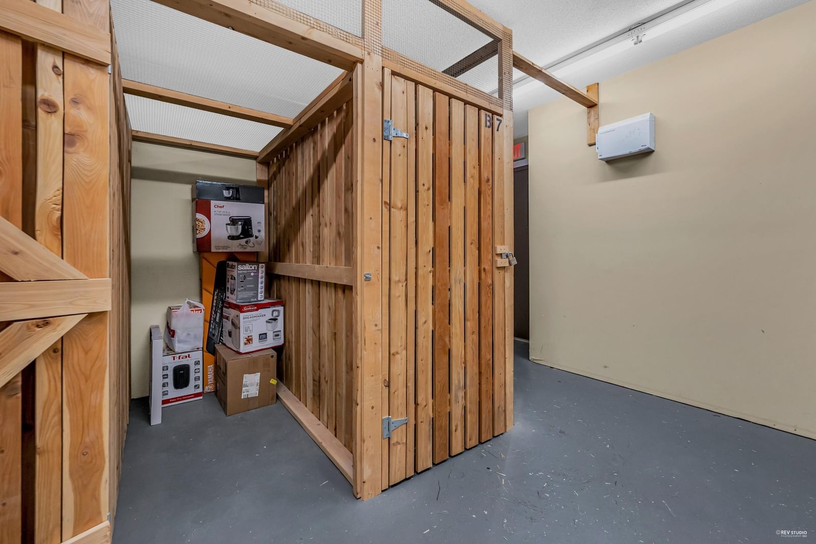 Listing Image 18