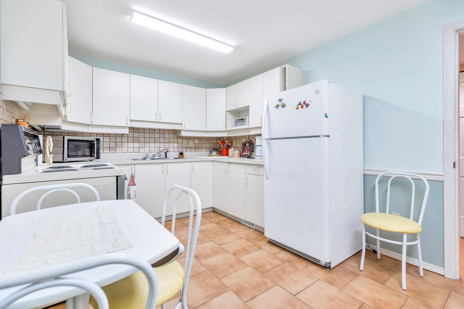 Listing Image 9