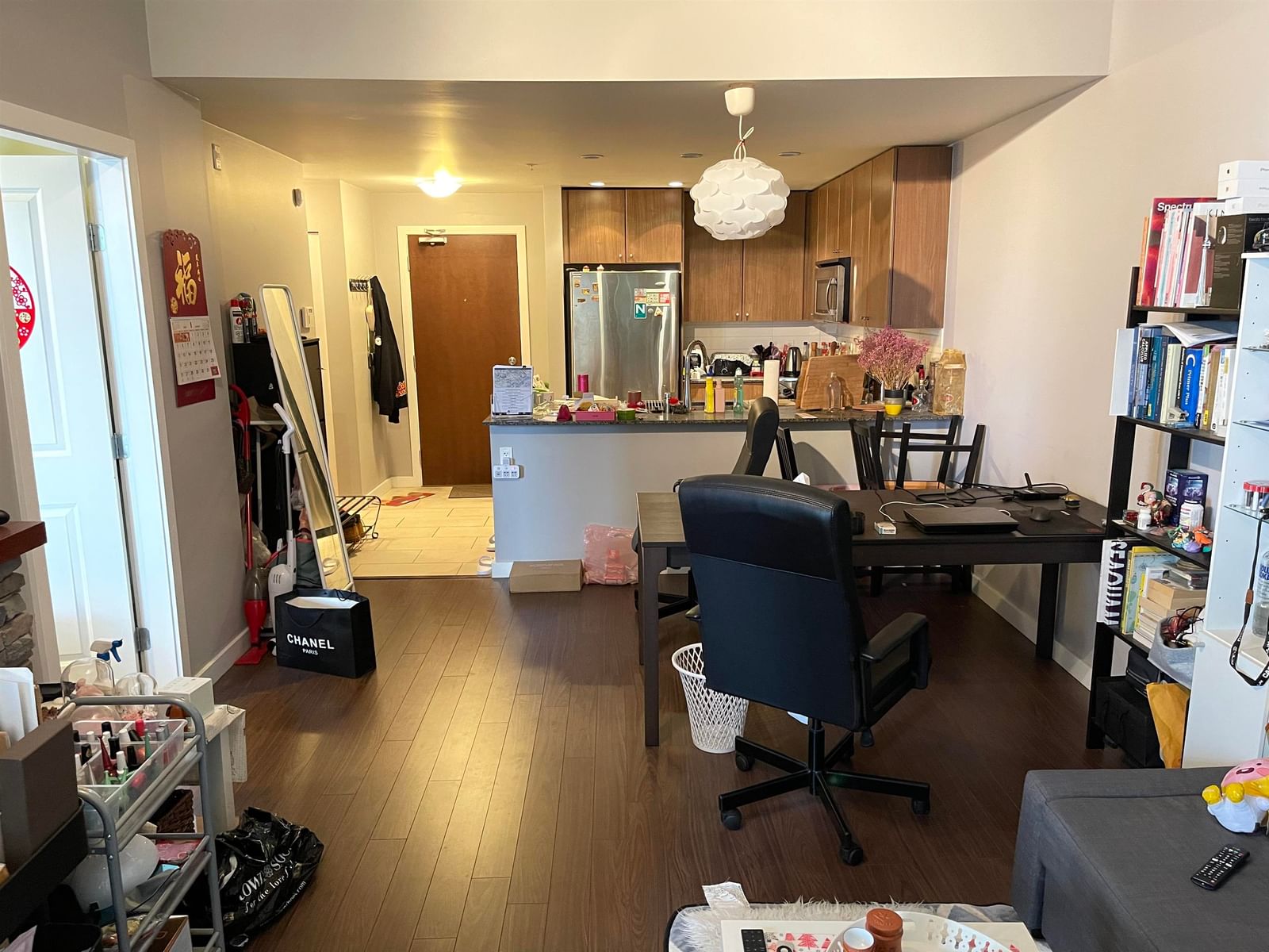 Listing Image 5