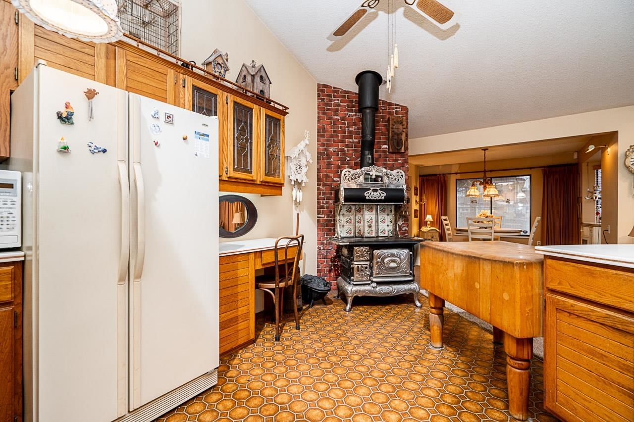 Listing Image 16