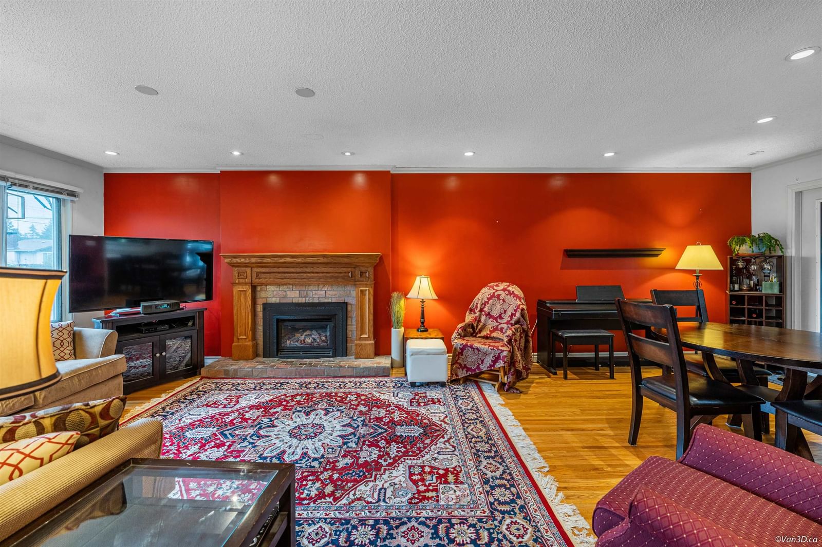 Listing Image 12