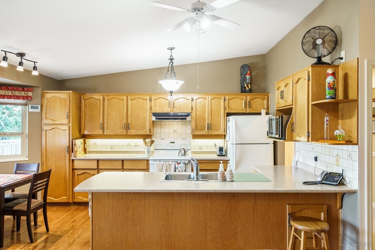 Listing Image 15
