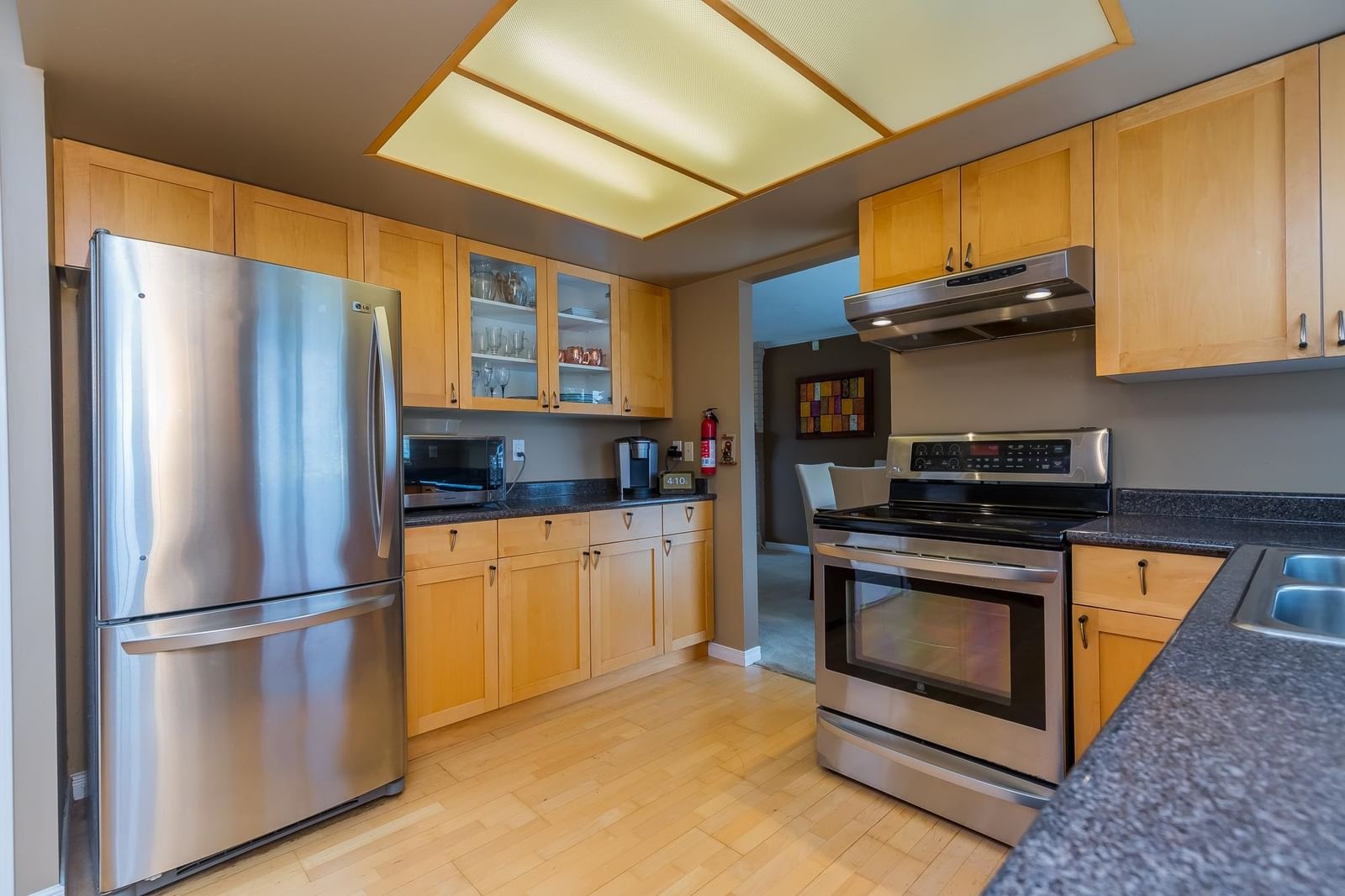 Listing Image 15
