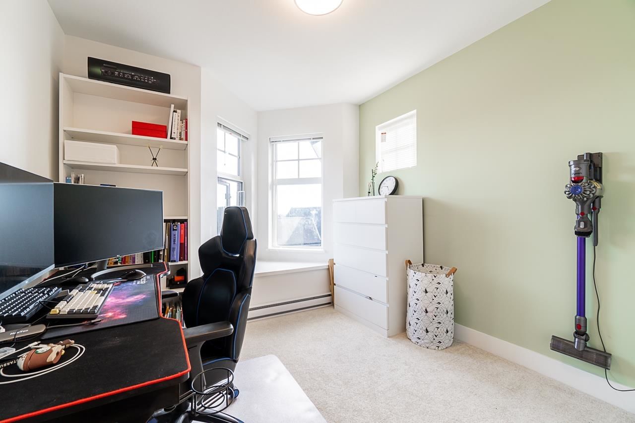 Listing Image 20
