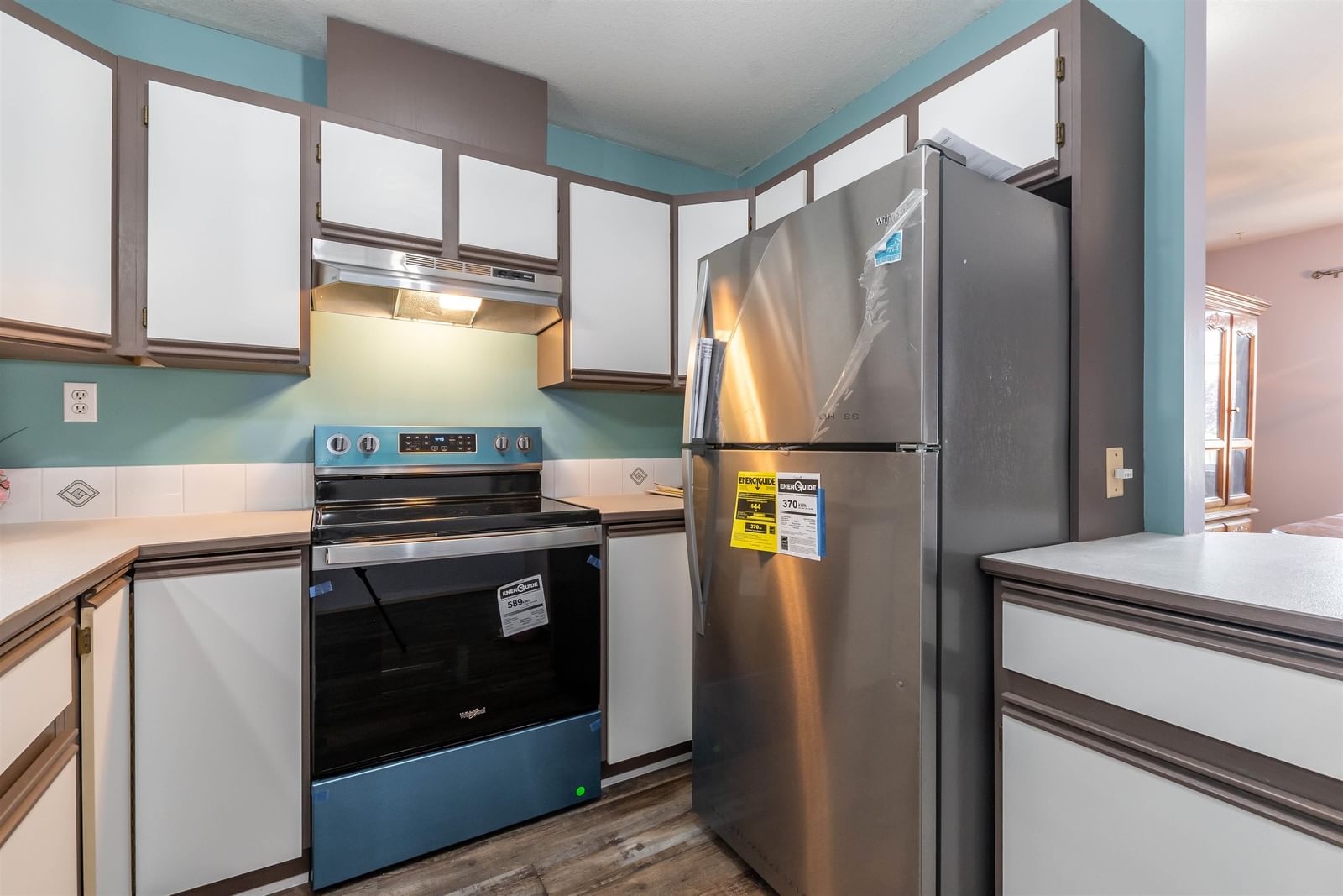 Listing Image 10