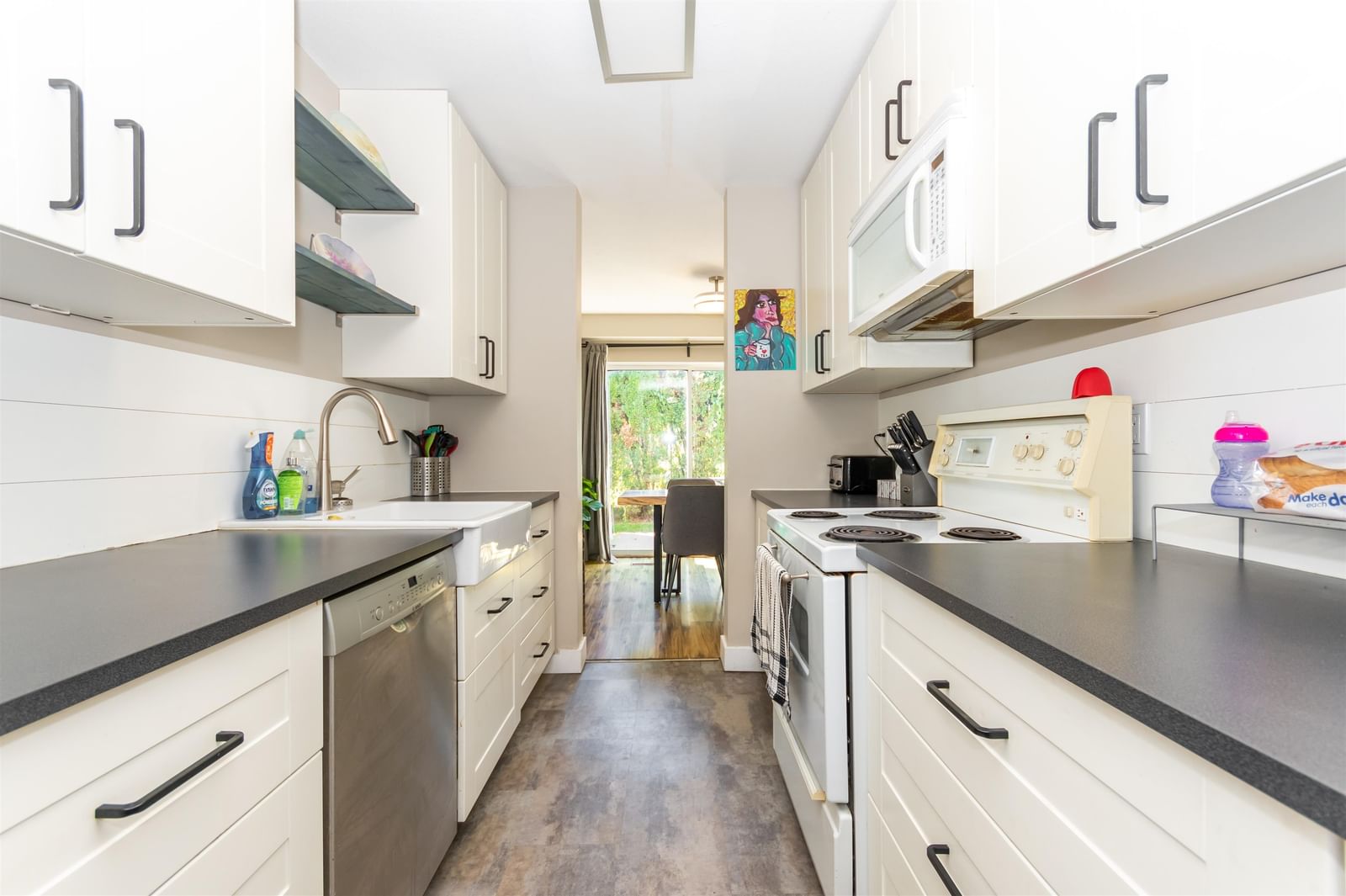 Listing Image 16