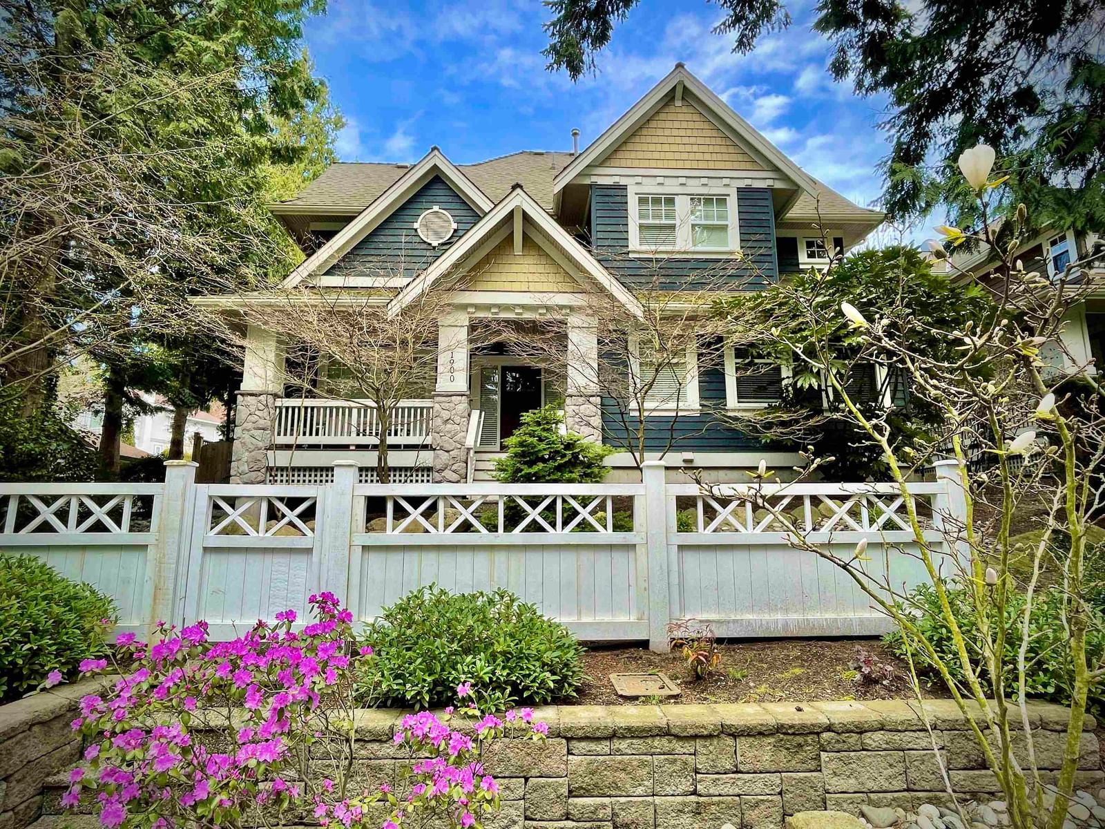 Listing Image 1