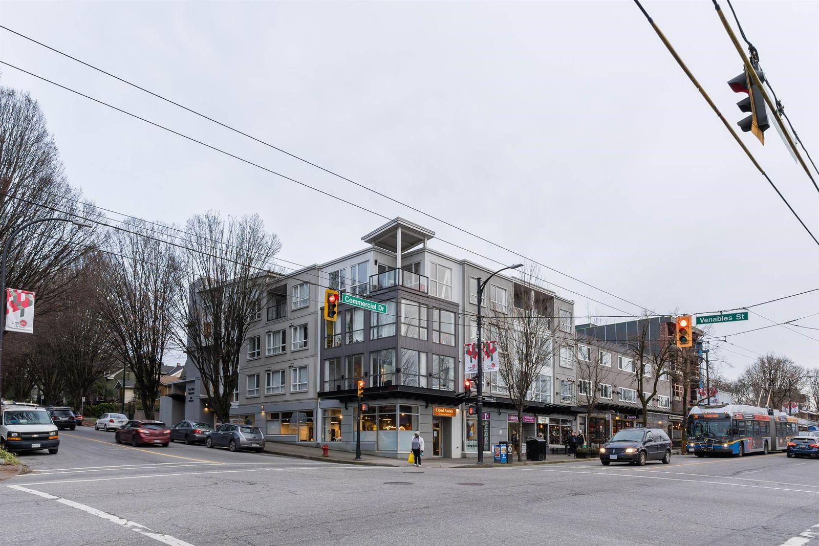 Listing Image 25
