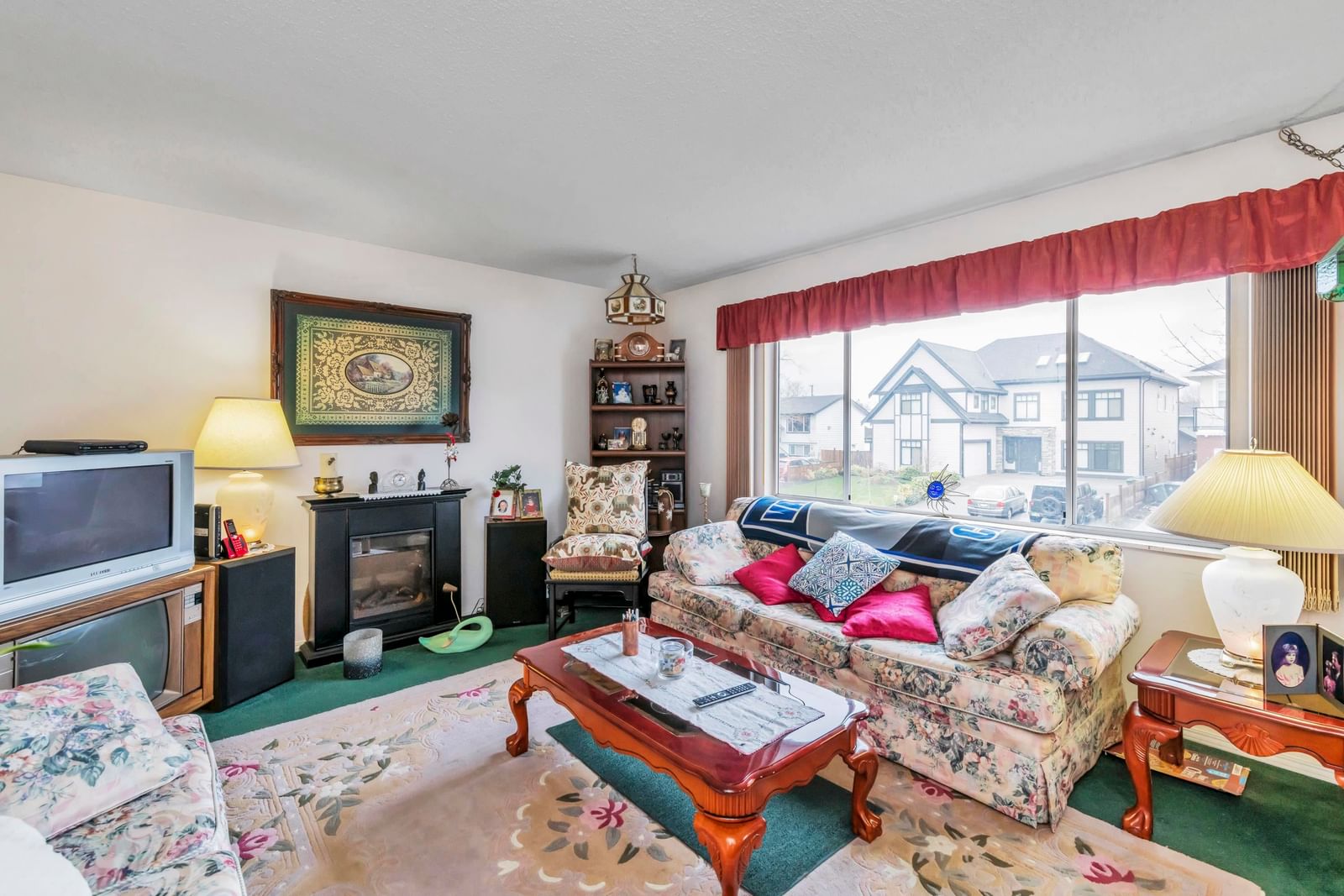 Listing Image 9