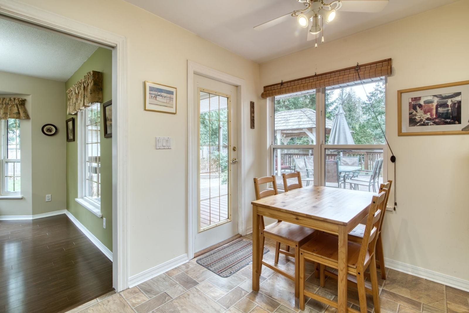 Listing Image 12