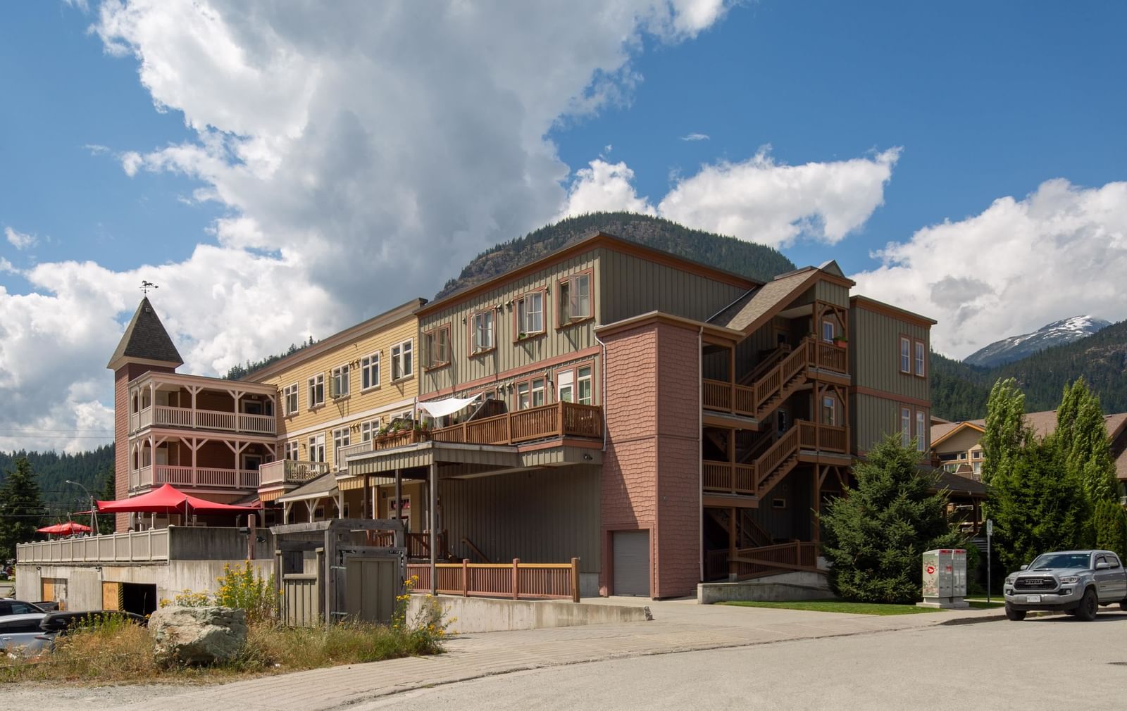 Listing Image 18