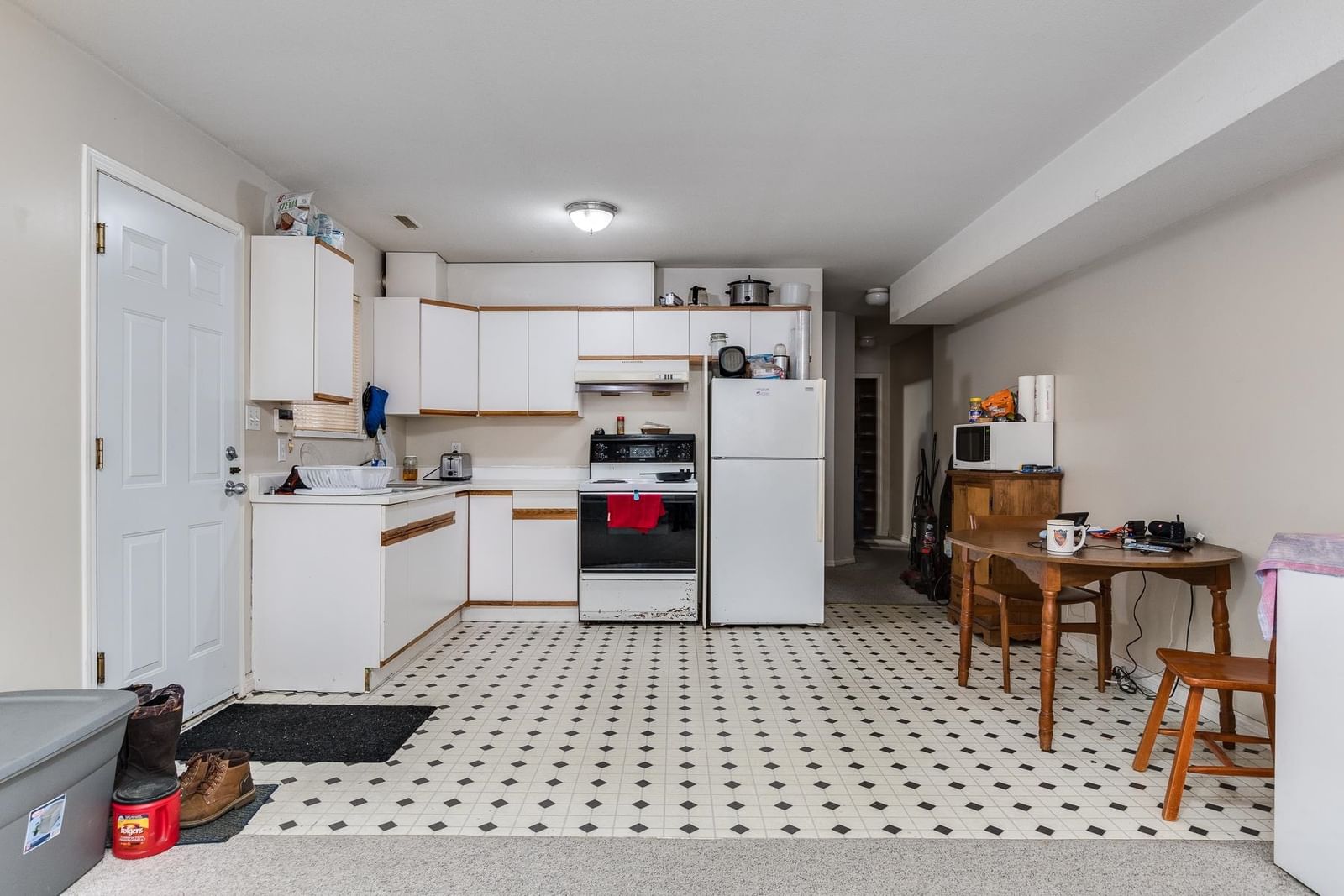 Listing Image 17