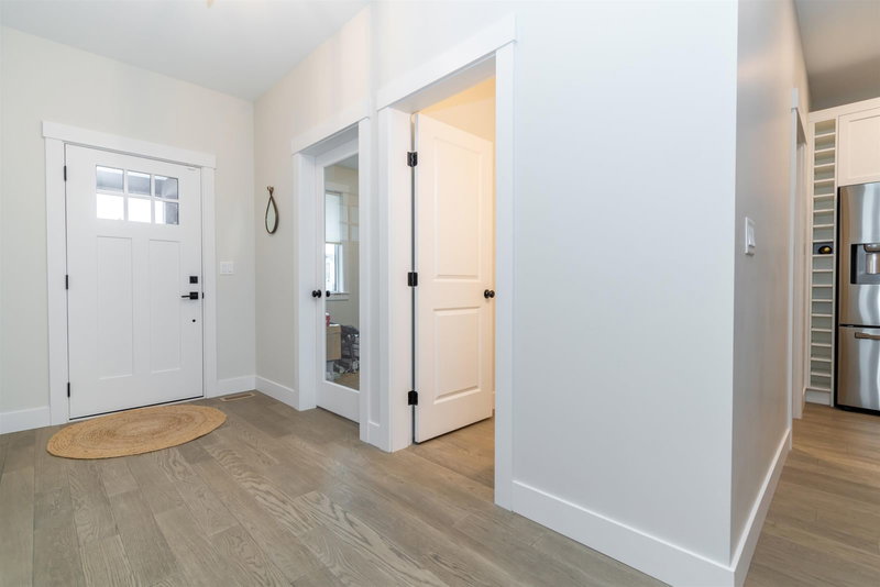 50952 Sophie Crescent, Chilliwack, V4Z 0C1 | Image 3