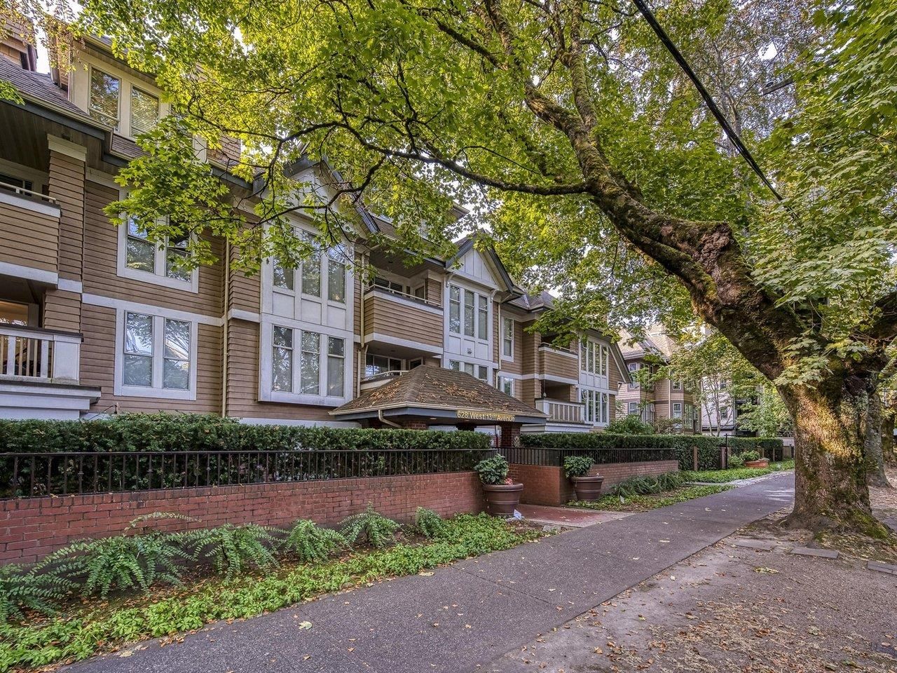 Listing Image 20