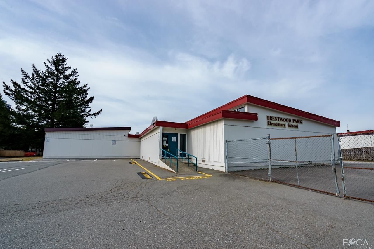 Listing Image 38