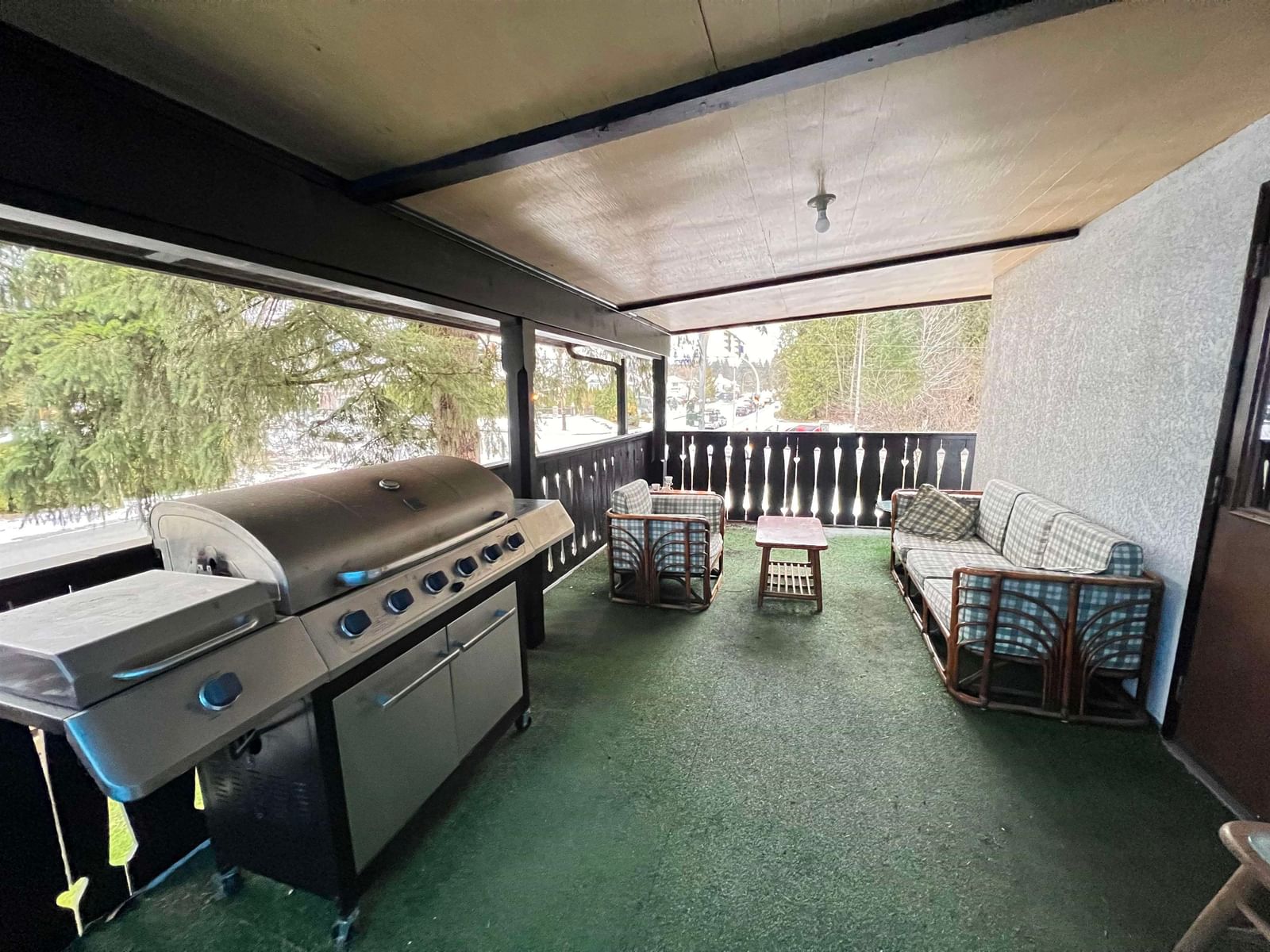 Listing Image 8